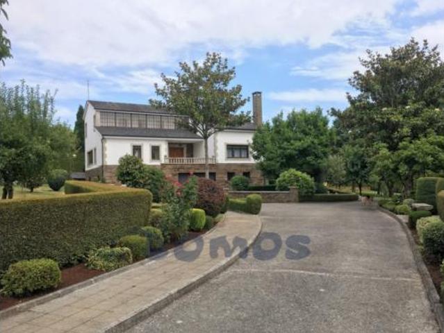 Chalet en venta en Lugo