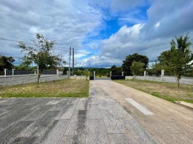 Chalet en venta en Orbazai, Lugo