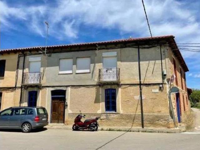 Chalet en venta en Luyego, Castilla y León