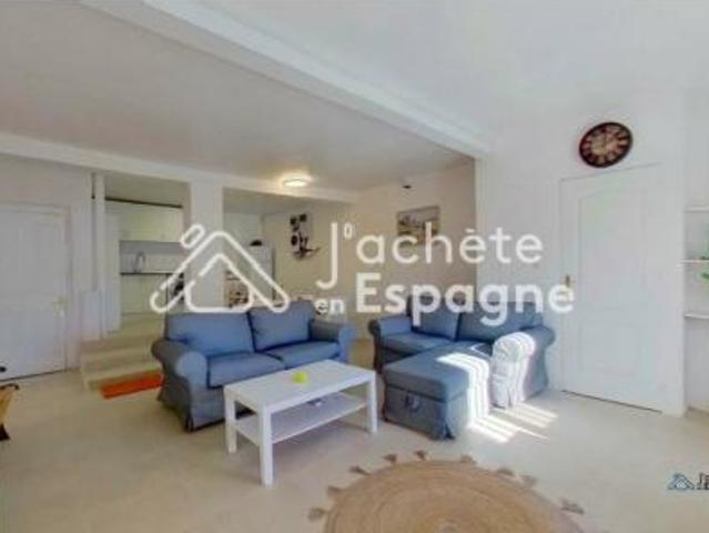 Villa en venta en Macastre, Urbanització Llanorel