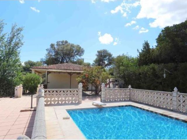 Villa en venta en Macastre