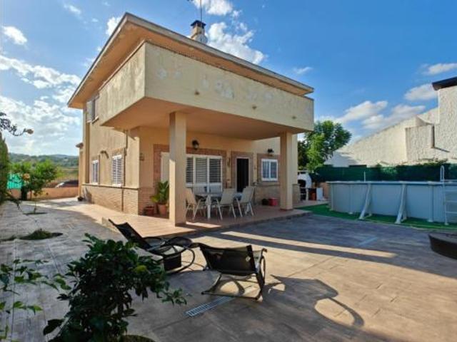 Chalet en venta en La Hoya de Buñol, Valencia