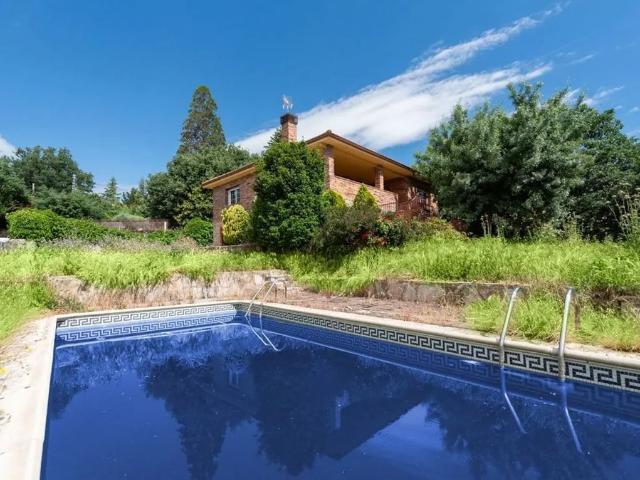 Villa en venta en El Boalo