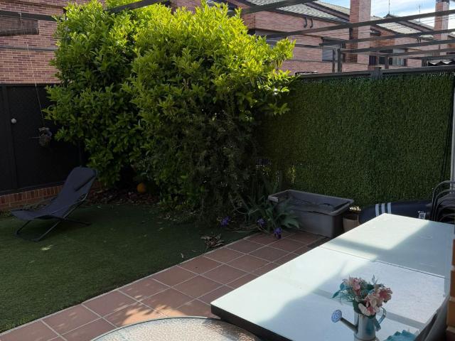 Chalet en venta en Meco, Madrid