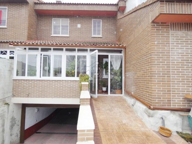 Chalet en venta en Distrito V, Alcalá De Henares