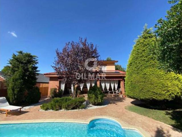 Chalet en venta en La Estación, Collado
