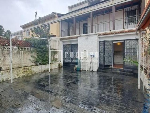 Villa en venta en Madrid, Apóstol Santiago