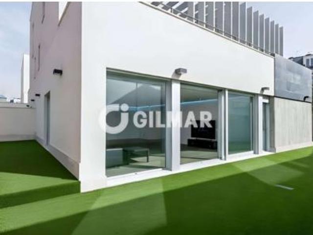 Chalet en venta en Ciudad Lineal, Madrid