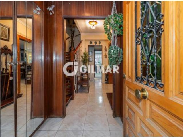 Chalet en venta en Ciudad Lineal, Madrid