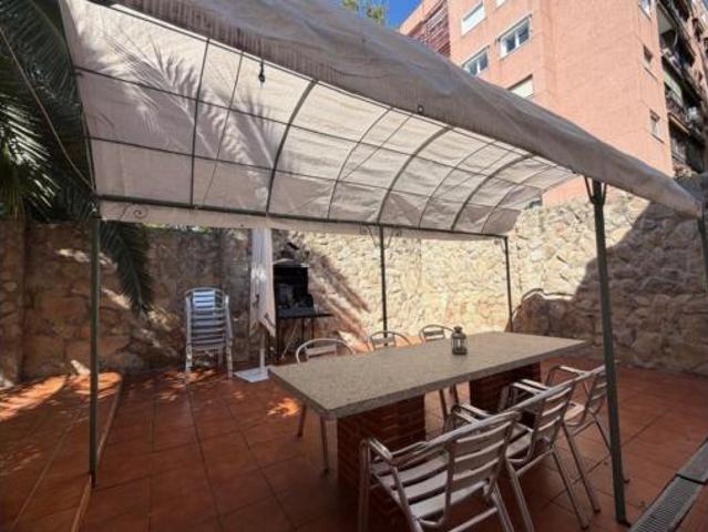 Chalet en venta en Latina, Madrid