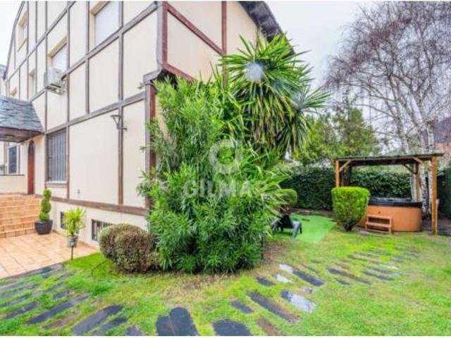 Villa en venta en Madrid, Castilla