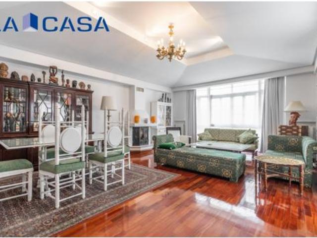 Villa en venta en Madrid, Concepción
