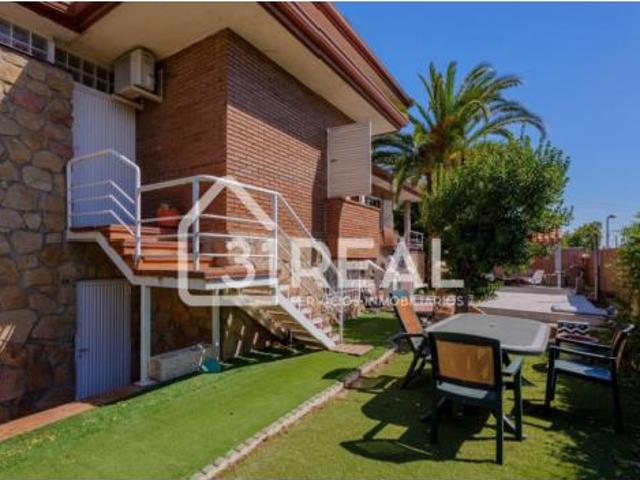 Chalet en venta en Barajas, Madrid