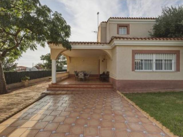 Chalet en venta en Cortes, Madrid
