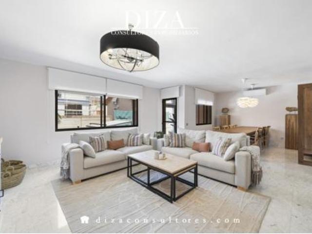 Chalet en venta en Hortaleza, Madrid