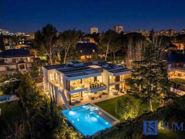 Chalet en venta en Hortaleza, Madrid