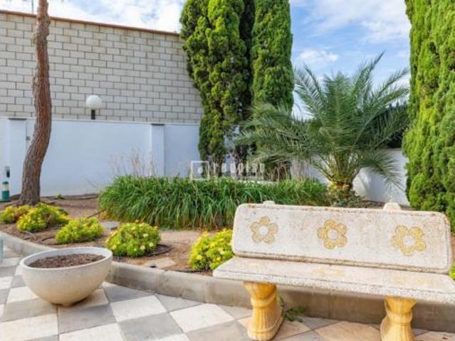 Chalet en venta en Madridejos, Castilla-La Mancha