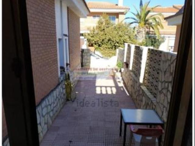 Chalet en venta en Madrigueras, Castilla-La Mancha