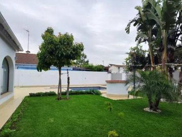 Chalet en venta en Cavaleri, Mairena del Aljarafe