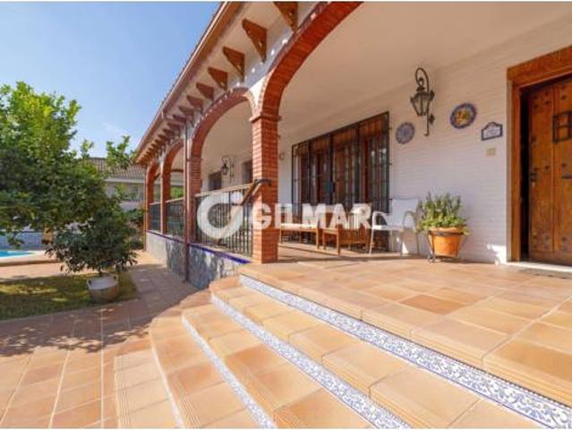 Chalet en venta en Puerto de la Torre, Málaga-Costa del Sol