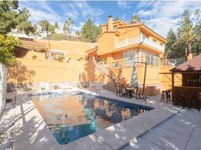 Chalet en venta en Puerto de la Torre, Málaga-Costa del Sol