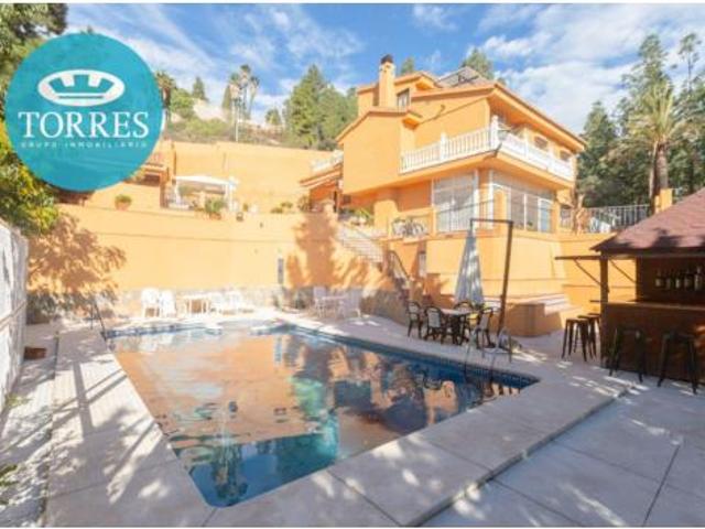 Chalet en venta en Puerto de la Torre, Málaga-Costa del Sol