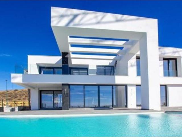 Villa en venta en Málaga, Colinas del Limonar