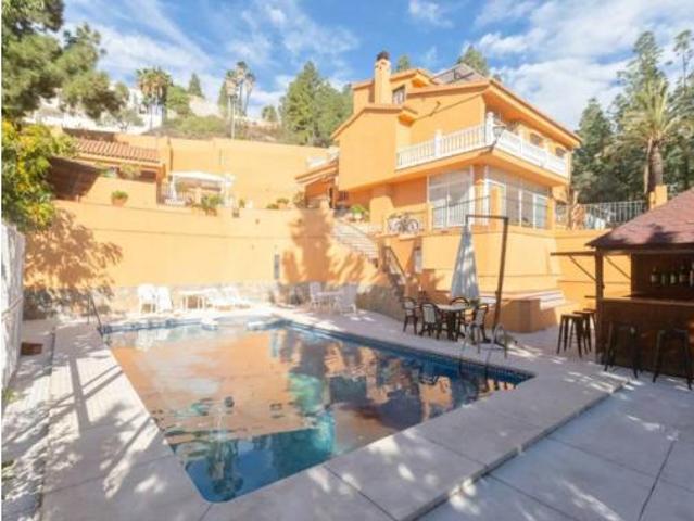 Chalet en venta en Puerto de la Torre, Málaga-Costa del Sol