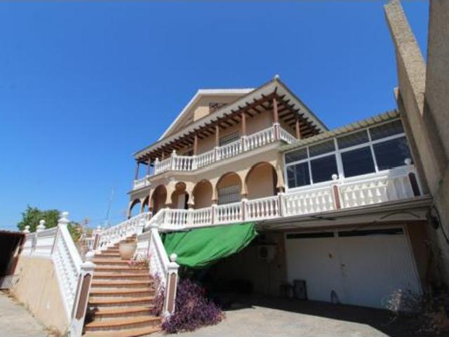 Chalet en venta en Puerto de la Torre, Málaga-Costa del Sol