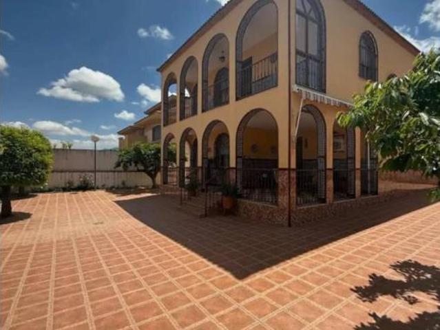 Chalet en venta en Mancha Real, Andalucía