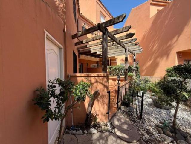 Chalet en venta en Castillo de la Duquesa, Costa del Sol Occidental