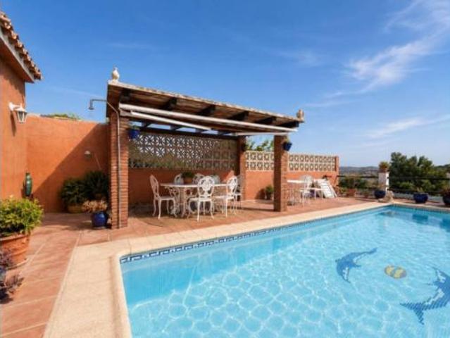 Chalet en venta en Manilva, Málaga