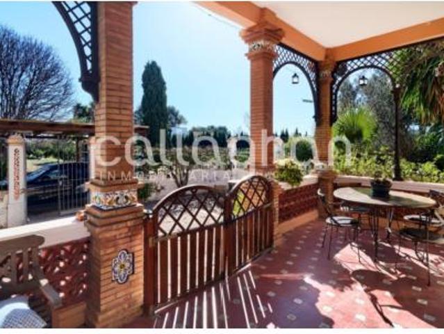 Chalet en venta en Manises, Valencia
