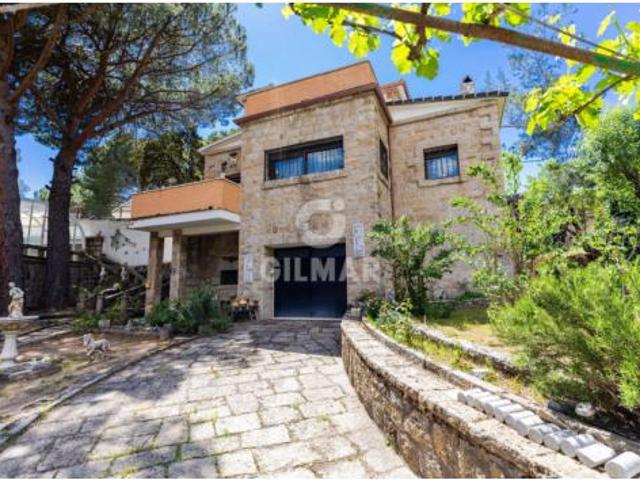 Chalet en venta en Manzanares El Real, Madrid