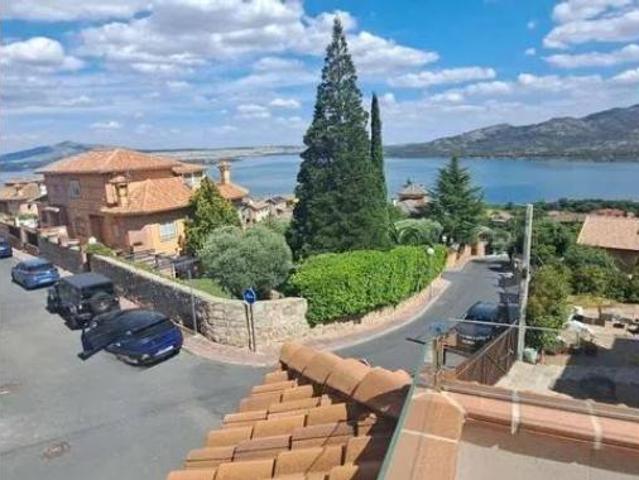 Chalet en venta en Manzanares El Real, Madrid