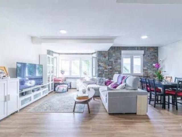 Chalet en venta en Manzanares El Real, Madrid