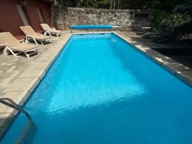 Chalet en venta en Manzanares El Real, Madrid