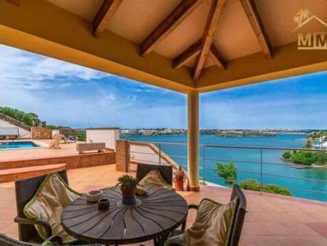 Chalet en venta en Cala Llonga, Menorca