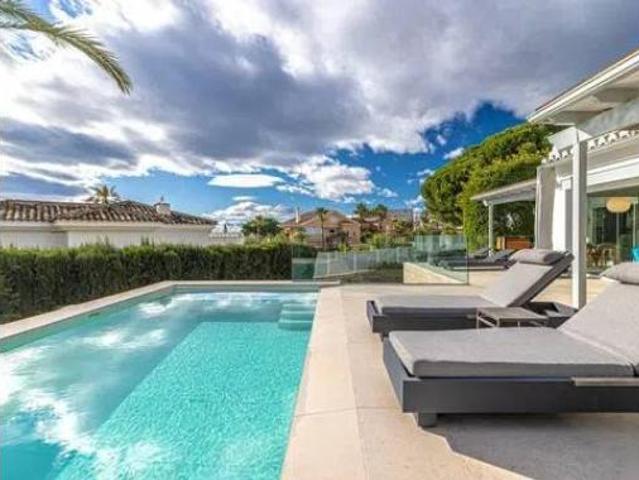 Chalet en venta en Rícmar, Costa del Sol Occidental