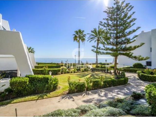 Villa en venta en Marbella, Miraflores