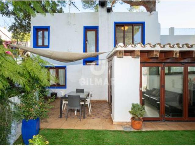 Villa en venta en Marbella, Albamar