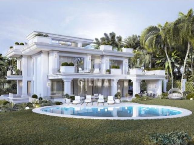 Villa en venta en Marbella, Miraflores