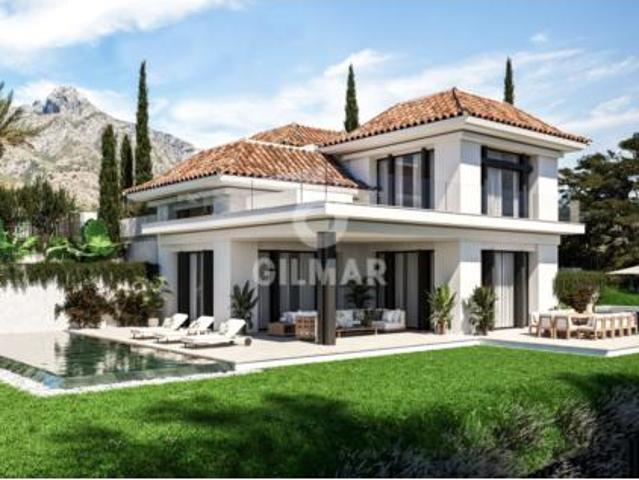Villa en venta en Marbella, Albamar