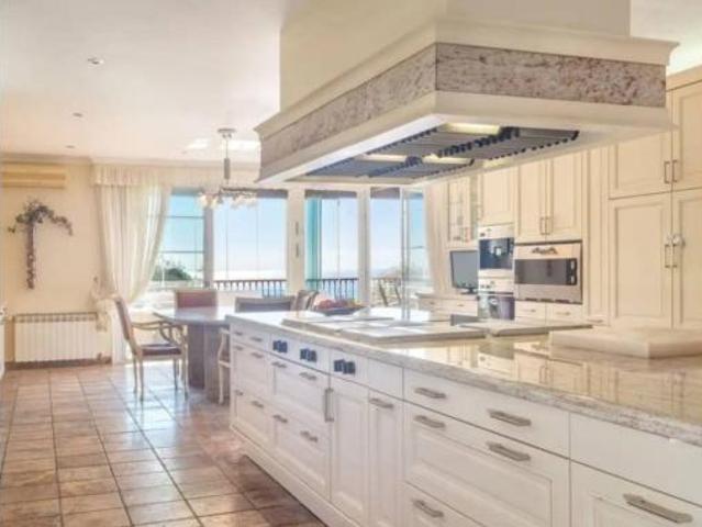 Chalet en venta en Rio Real, Costa del Sol Occidental
