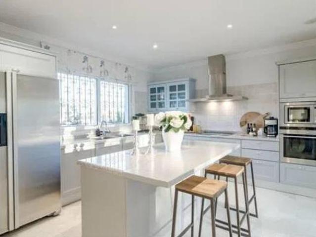 Chalet en venta en Nueva Andalucía, Costa del Sol Occidental