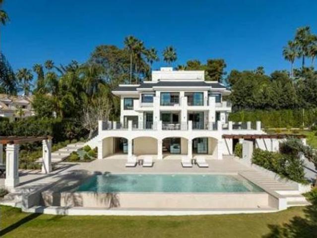 Chalet en venta en Nueva Andalucía, Costa del Sol Occidental
