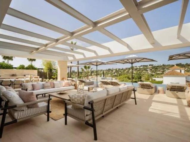 Chalet en venta en Nueva Andalucía, Costa del Sol Occidental
