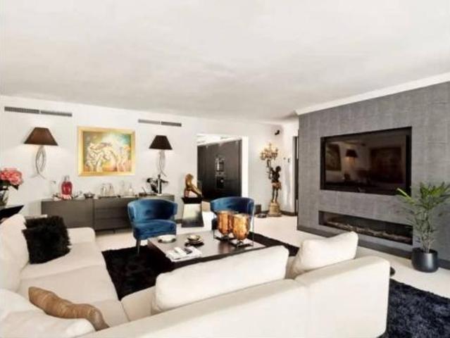 Chalet en venta en Nueva Andalucía, Costa del Sol Occidental
