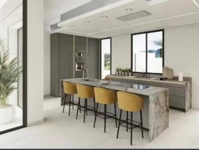 Chalet en venta en Rio Real, Costa del Sol Occidental