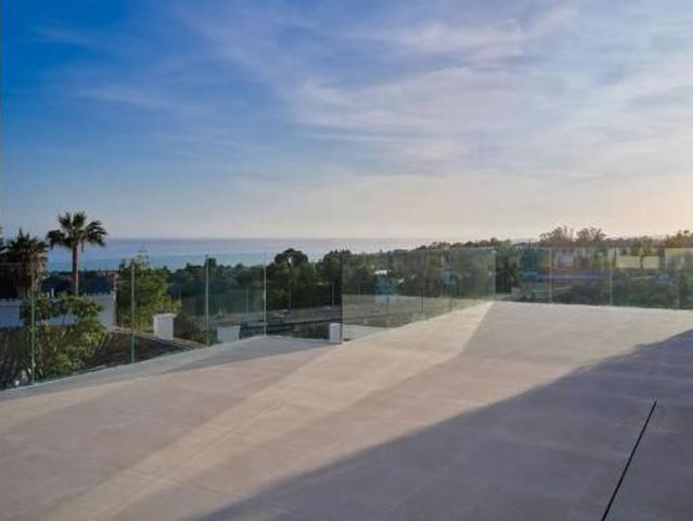 Chalet en venta en La Carolina, Costa del Sol Occidental